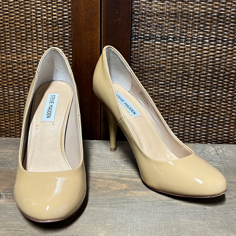 Steve Madden Unityy Blush Leather Patent Heels NWOT